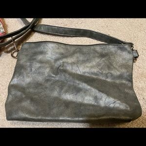 ❤️‍🔥SOLD❤️‍🔥Gray Versona Crossbody